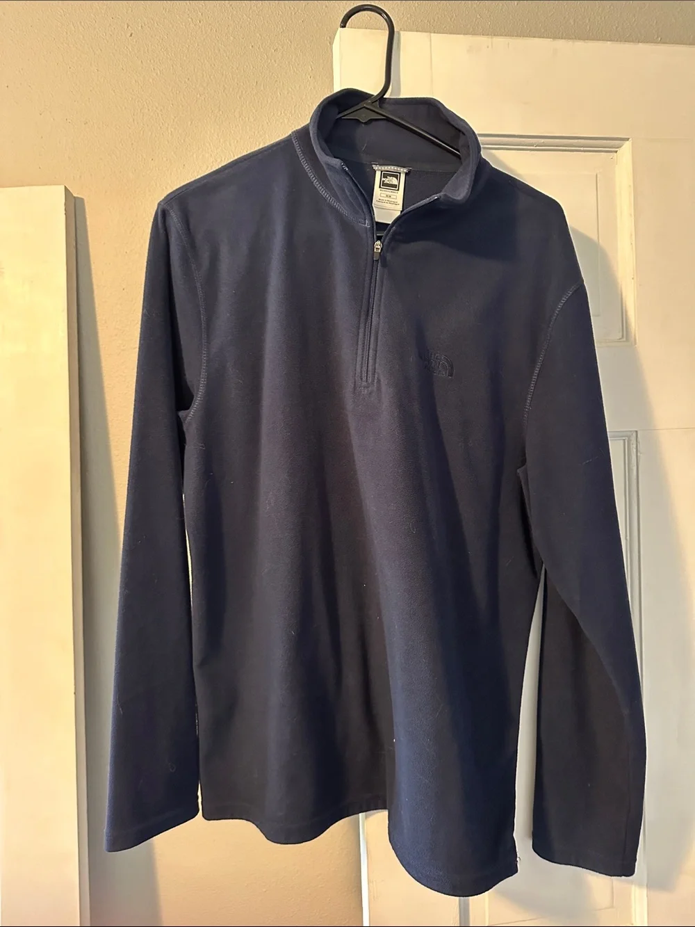 The North Face Men's Navy Half-Zip Fleece Pullover